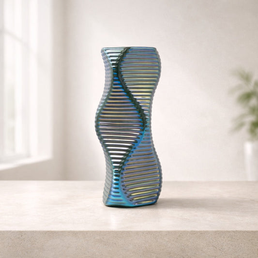 Serpentine Line Vase